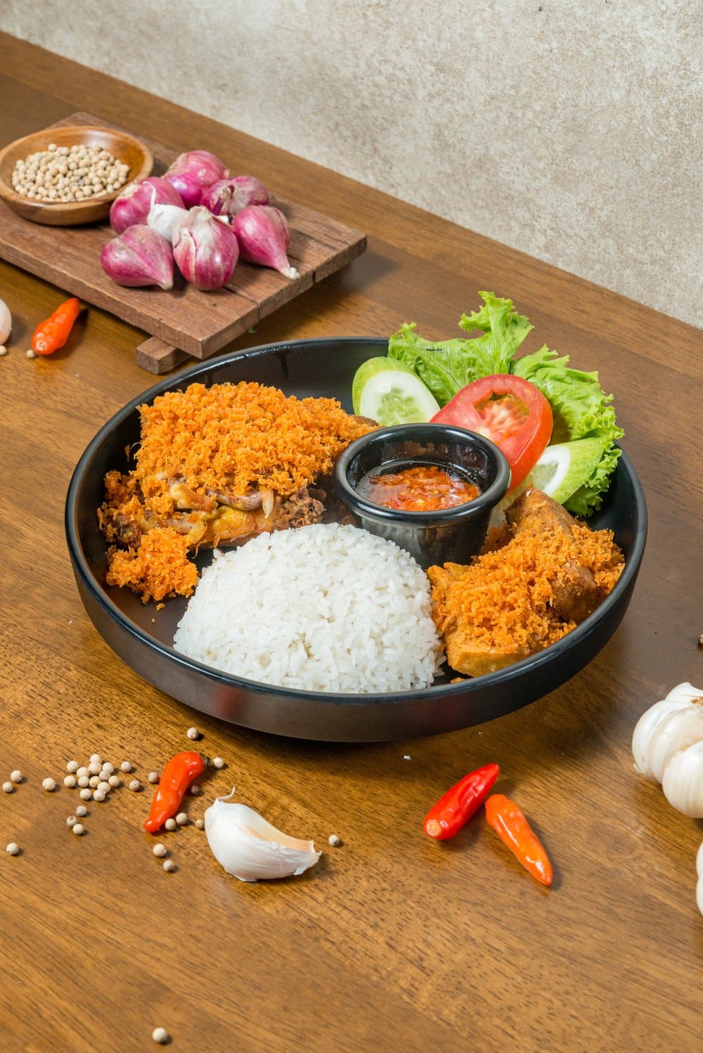 Ayam Goreng Komplit, menu Nivire